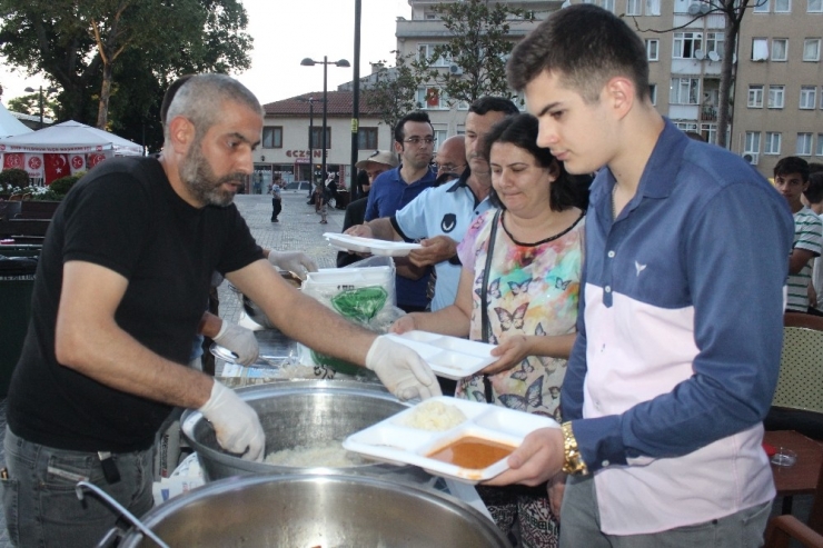 Zırhlıoğlu Seçim Çalışmalarına Hız Kesmeden Devam Ediyor
