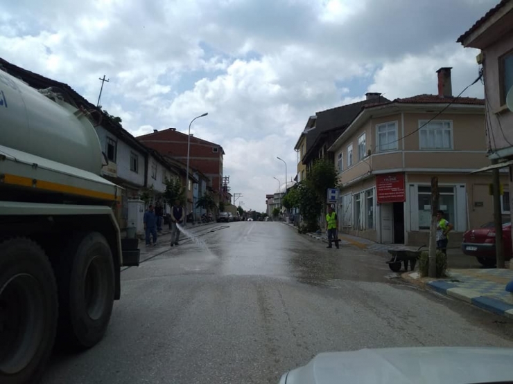 Pazaryeri’nde Bayram Temizliği Başladı