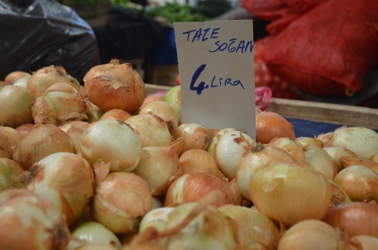 Kuru Soğanın Fiyatı Rekora Koşuyor