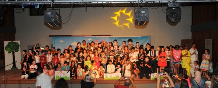 Seferihisar’ın Tiyatrocu Ordusu Festivalde Buluştu