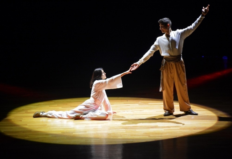 Çocuk Ve Gençlik Halk Dansları Topluluğu’ndan Masal Ve Dans Gösterisi