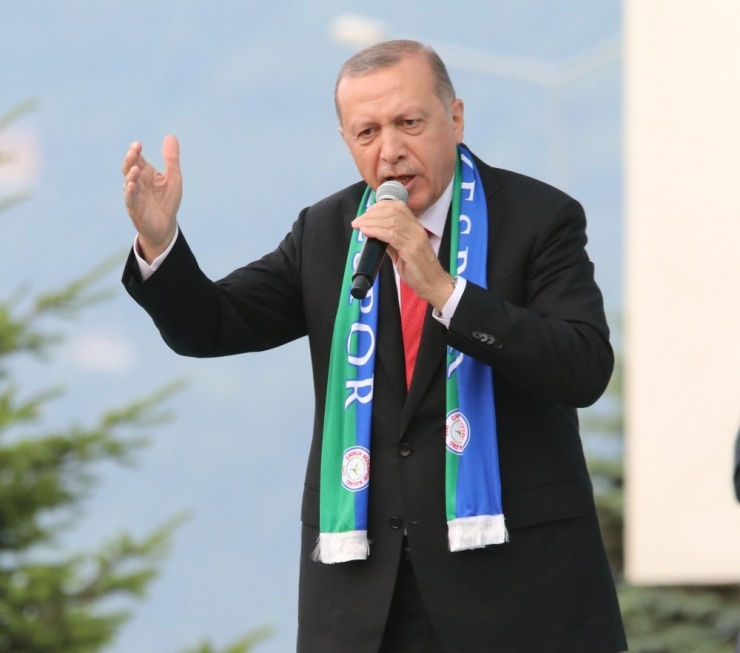 Cumhurbaşkanı Erdoğan: “Biz Allah’ın İzniyle Cari Açığı Falan Hallederiz, Ülkemizin Şuan En Büyük Açığı Muhalefet Açığıdır”
