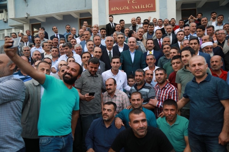 Bakan Kurtulmuş: "Darbeyi Örgütleyen Birinin Almanya’da Çıkması Kabul Edilebilir Değildir"