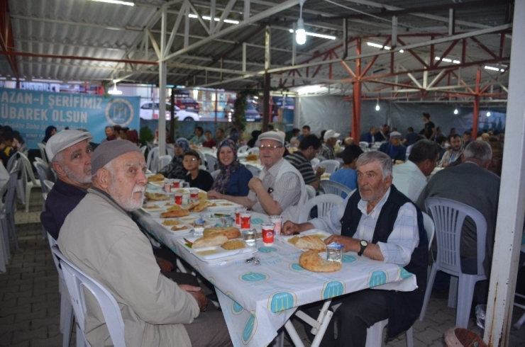 Pazarcıklılar Bilecik’te Düzenlenen İftarda Buluştu