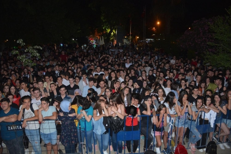 Zakkum, Sinop’ta Konser Verdi