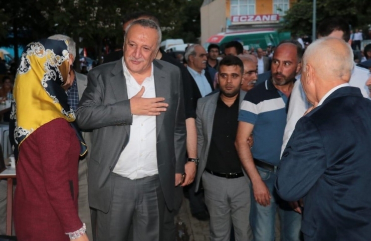 Mehmet Ağar: "Oğlumun Ak Parti’de Siyaset Yapması Benim De Gönlümü Hoşnut Etti"