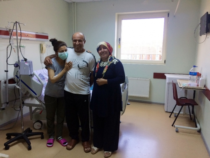 Babasının Böbreği Hayata Bağladı