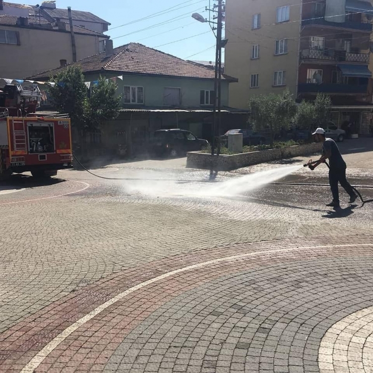 Vezirhan’da Bayram Temizliği Başladı