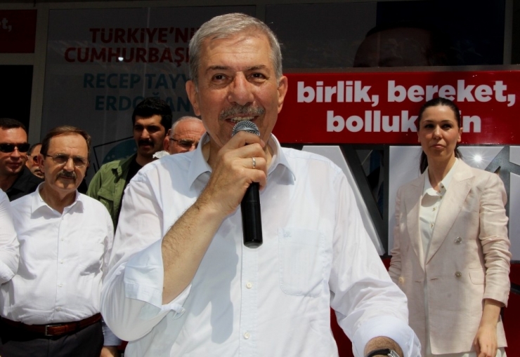 Bakan Demircan, Ak Parti Samsun Teşkilatı İle Bayramlaştı