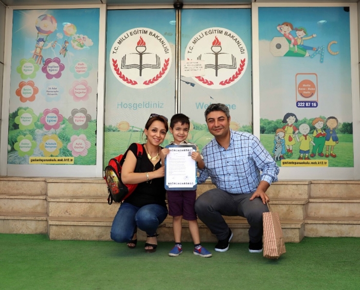 Anaokulu Öğrencilerinin Karne Sevinci