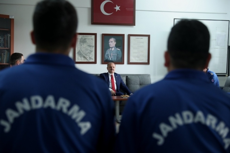 Vali Çakacak, Güvenlik Güçlerini Unutmadı