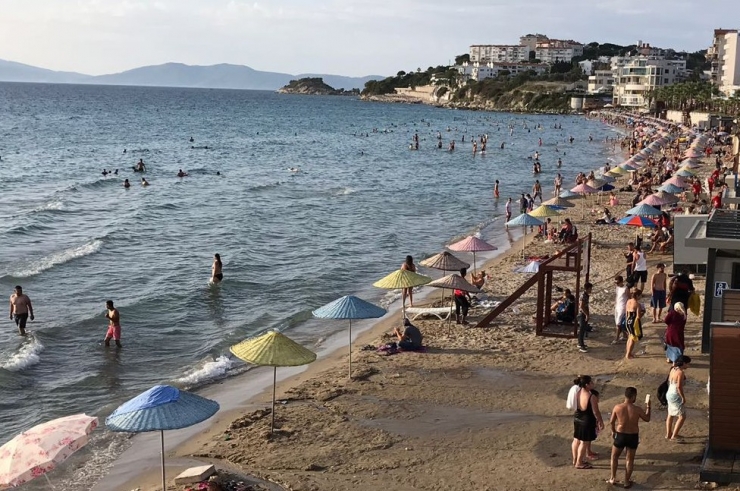 Kuşadası’nda Bayram Hareketliliği