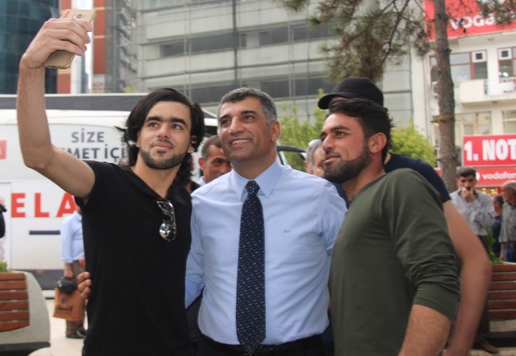 Milletvekili Adayı Erol;”seçim Kampanyamda Hiç Bir Adayın Adını Ağzıma Almadım"