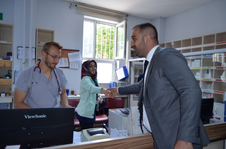 Adem Yurdigül’den Hastalara Bayram Ziyareti