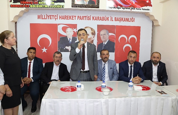 Başkan Vergili Mhp’de Bayramlaşma Törenine Katıldı