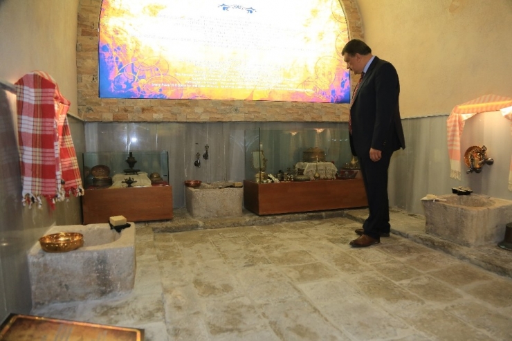 Tahtalı Hamam’a Ziyaretçi Akını