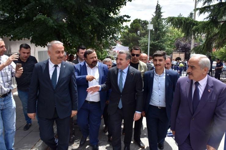 Gençlik Ve Spor Bakanı Osman Aşkın Bak: