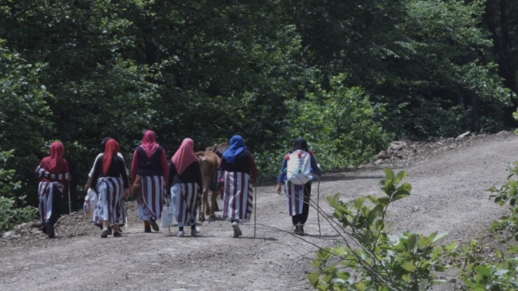 1. Akpınar Göç Hikayesi İçin Yola Çıktılar