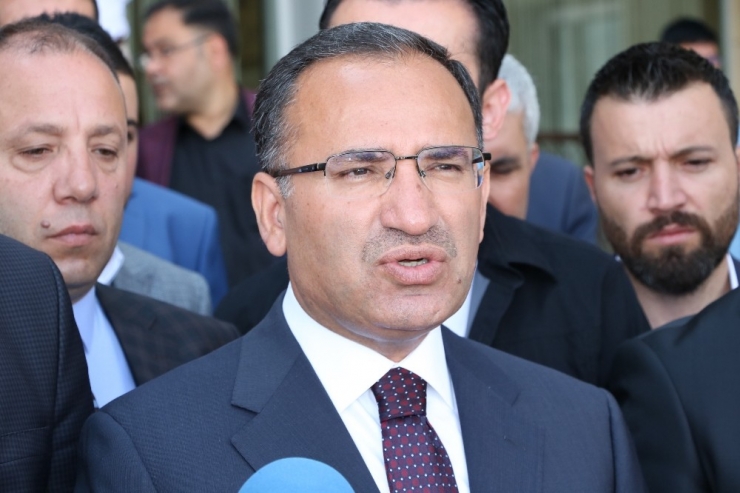 Bekir Bozdağ: “Münbiç’te Devriyeye Başladık”
