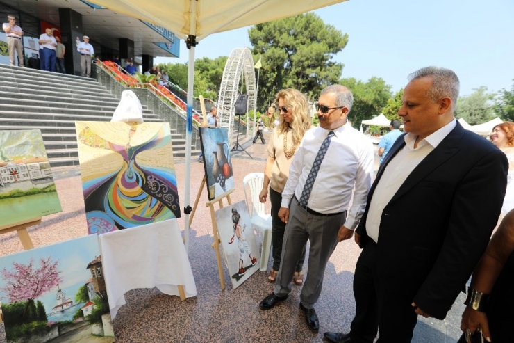 Hobi Ve Sanat Kursiyerleri Hünerlerini Sergiledi