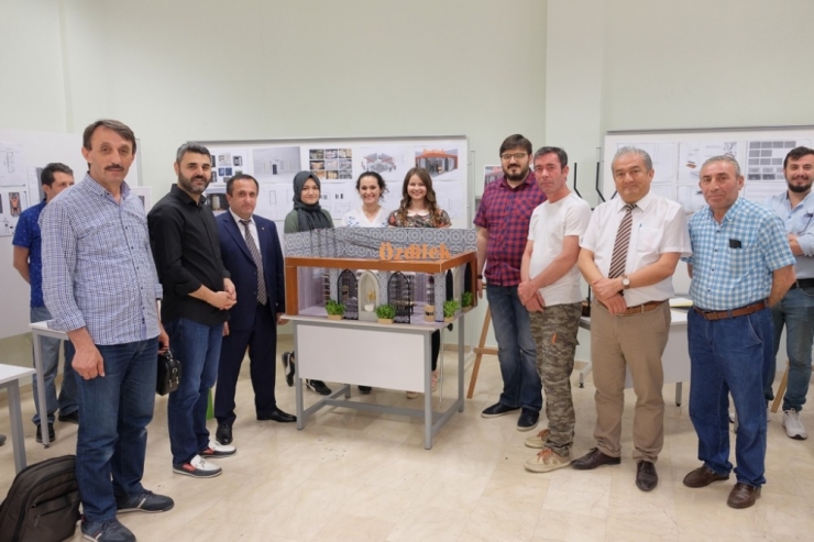 Endüstriyel Tasarımcı Adayları Projelerini Sanayicilere Sundu