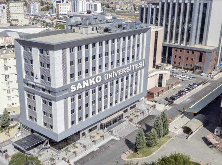 Sanko Üniversitesi’nde Mezuniyet Heyecanı