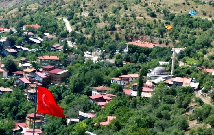 Yarasa Uçuşu Nefes Kesti