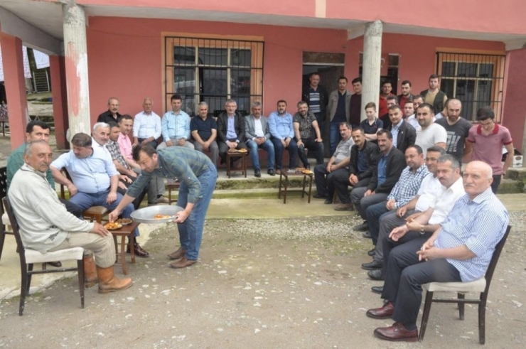 Ak Parti Giresun Milletvekili Adayı Kadir Aydın Bulancak’ta Seçim Çalışmalarını Sürdürüyor