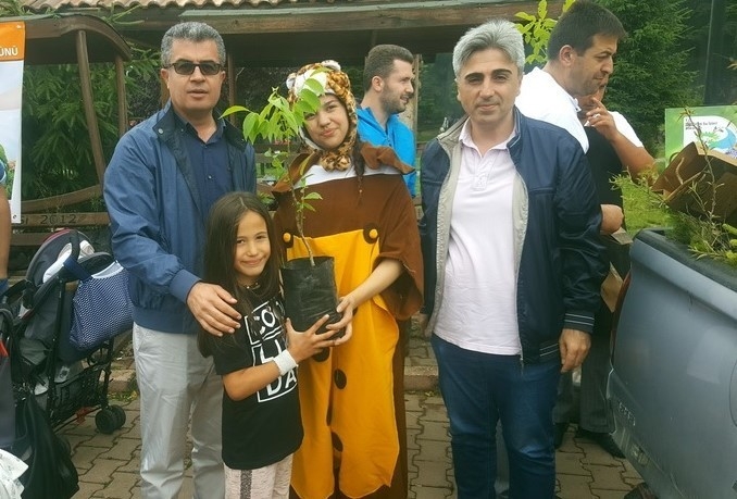 Çölleşmeye Karşı 4 Bin Fidan Dağıtıldı