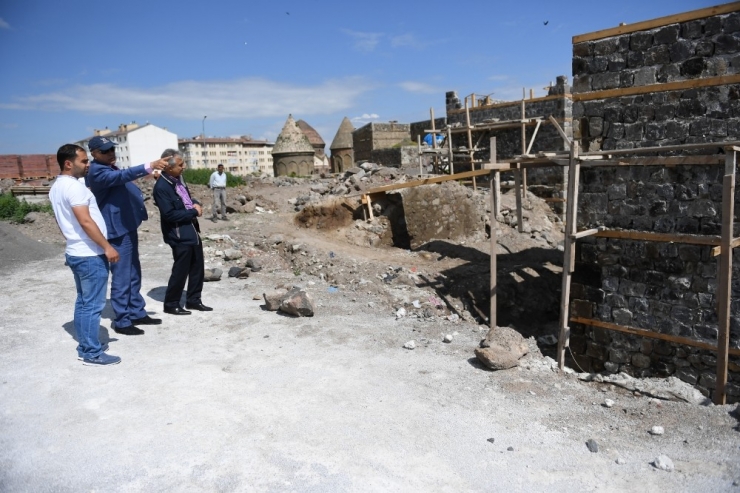 Üç Kümbetler’de Butik Oteller Yükseliyor