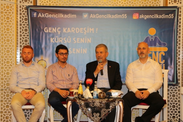 İlkadım’da "Genç Kürsü" Programı