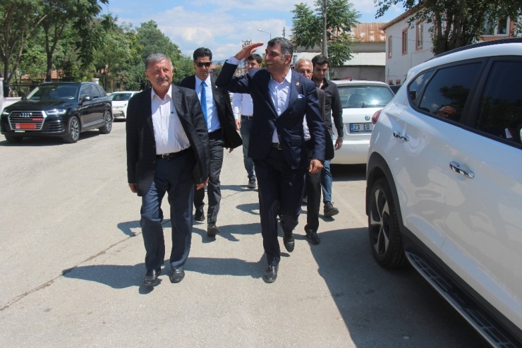 Chp’li Erol, Seçim Çalışmalarını Sürdürüyor