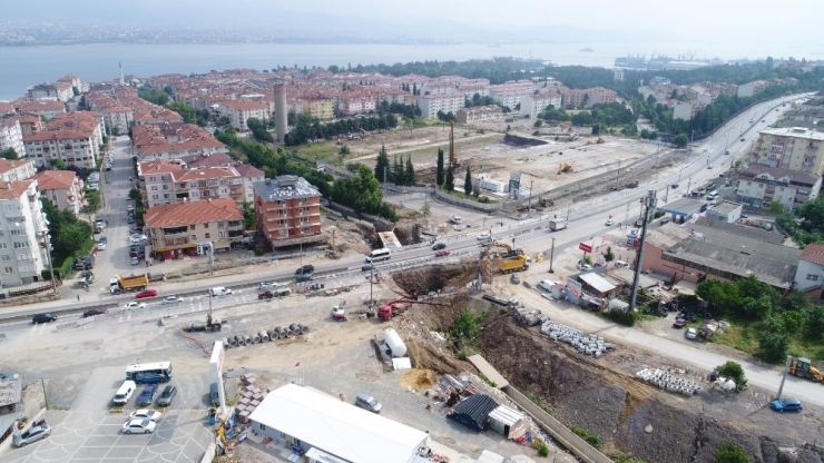 Gölcük Yüzbaşılar Köprülü Kavşağının Yapımına Başlanıldı