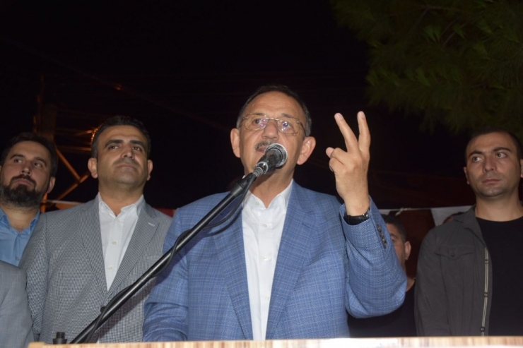 Bakan Özhaseki Vatandaşlara ‘İmar Barışı’nı Anlattı