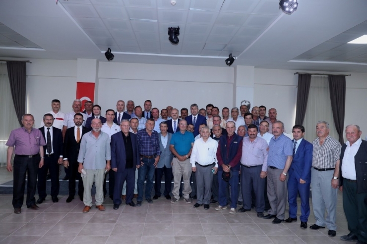 Vali Çakacak, Sivrihisarlı Muhtarların İstek Ve Taleplerini Dinledi