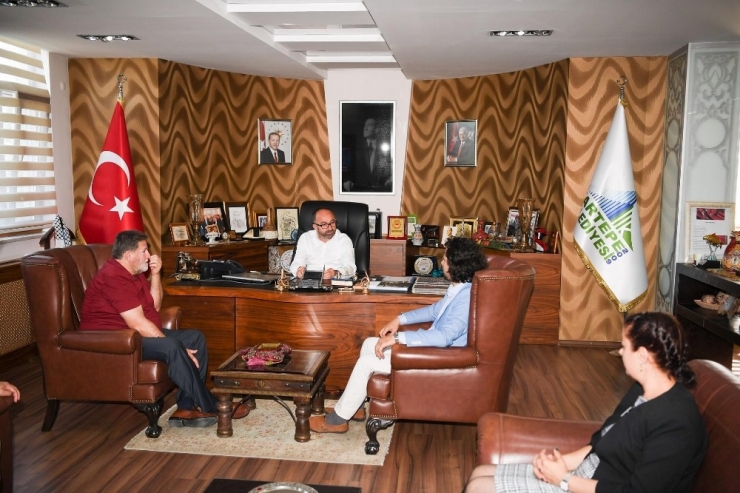 Kartepe Kongre Merkezi Oluyor