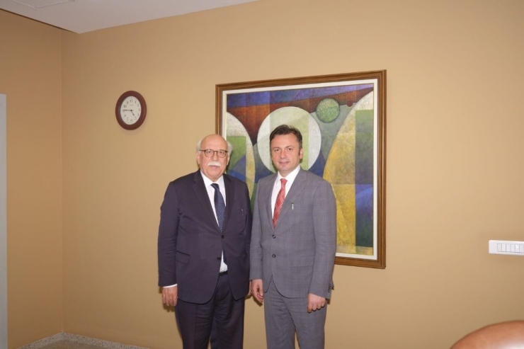 Nabi Avcı’dan Yeni Rektör Prof. Dr. Kemal Şenocak’a Hayırlı Olsun Ziyareti
