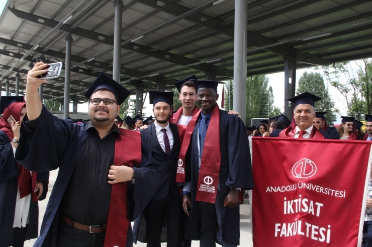 Sınırları Kaldıran Eğitim Sistemi