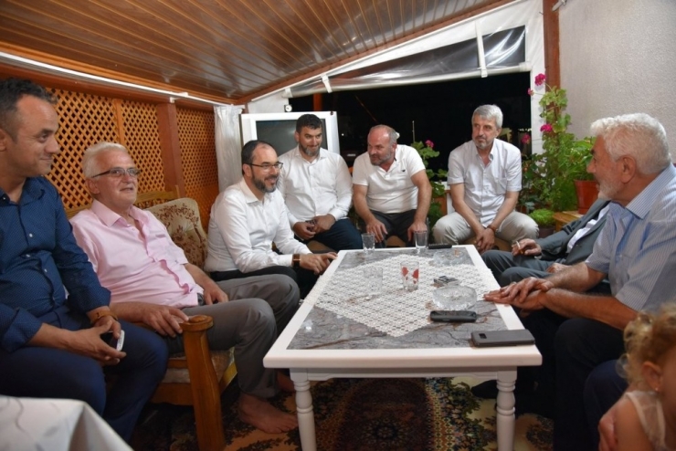 Başkan Ayaz’dan İlçeye Taşınan Vatandaşlara Ziyaret