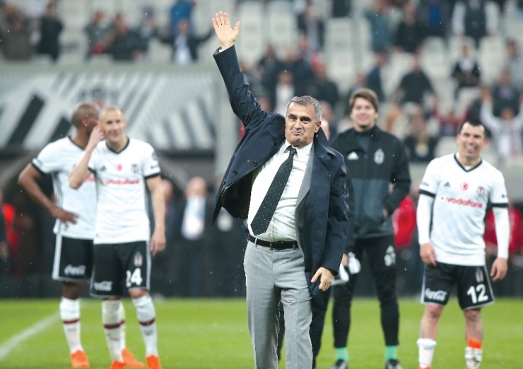 Cocu, Süper Lig’in İkinci Yabancısı Oldu