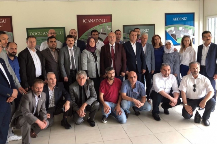 Milletvekili Adayı Yelis, Hemşehrilerinden Destek İstedi