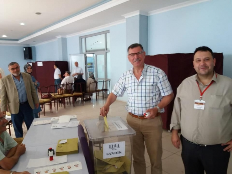 Başkan Duymuş Oyunu Kullandı