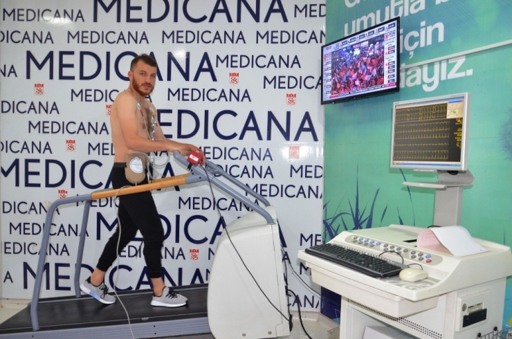 Sivasspor’da Ziya Erdal Sağlık Kontrolünden Geçti