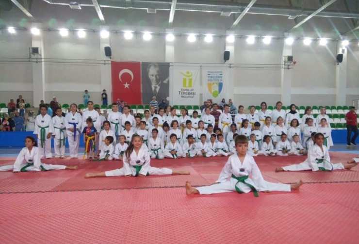 Minik Tekvandocular Kuşak Heyecanı Yaşadı