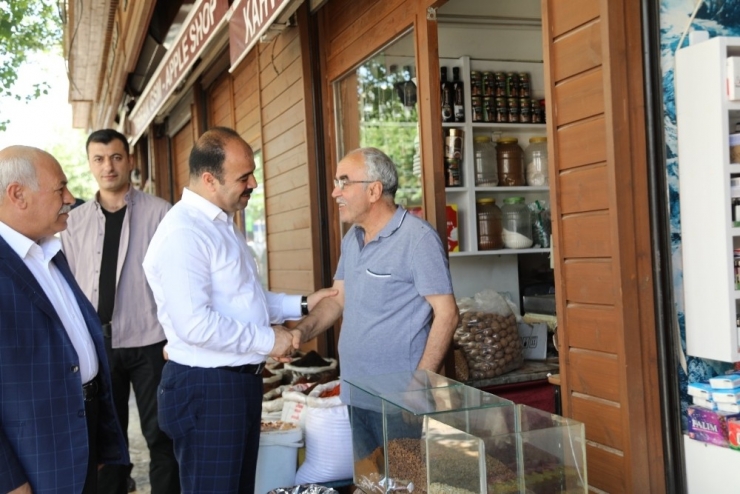 Çiftçi Vatandaşlara Teşekkür Etti