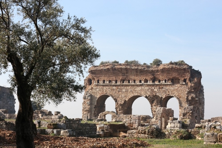 Efeler Belediyesi’nden Tralleis İçin Tanıtım Atağı