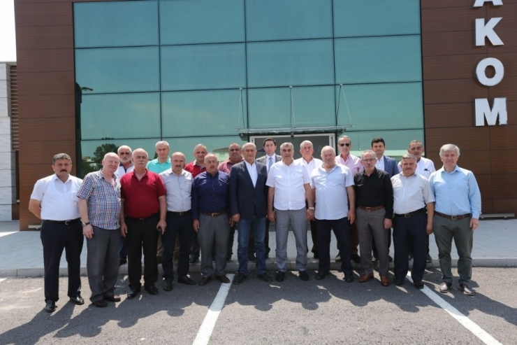 Özel Halk Otobüsü Esnafı Başkan Toçoğlu’yu Ziyaret Etti