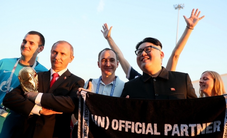 Kim Ve Putin’in Benzeri Dünya Kupası’nda Kafaları Karıştırdı