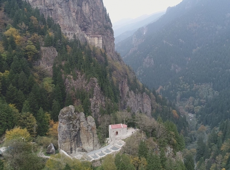 Aya Varvara Kilisesi’ne Arap Turist İlgisi