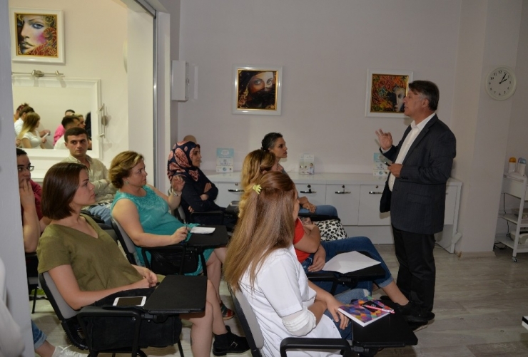 Prof. Dr. Tayar: "Hijyenik Olmayan Güzellik Merkezleri Toplum Sağlığını Tehdit Ediyor"